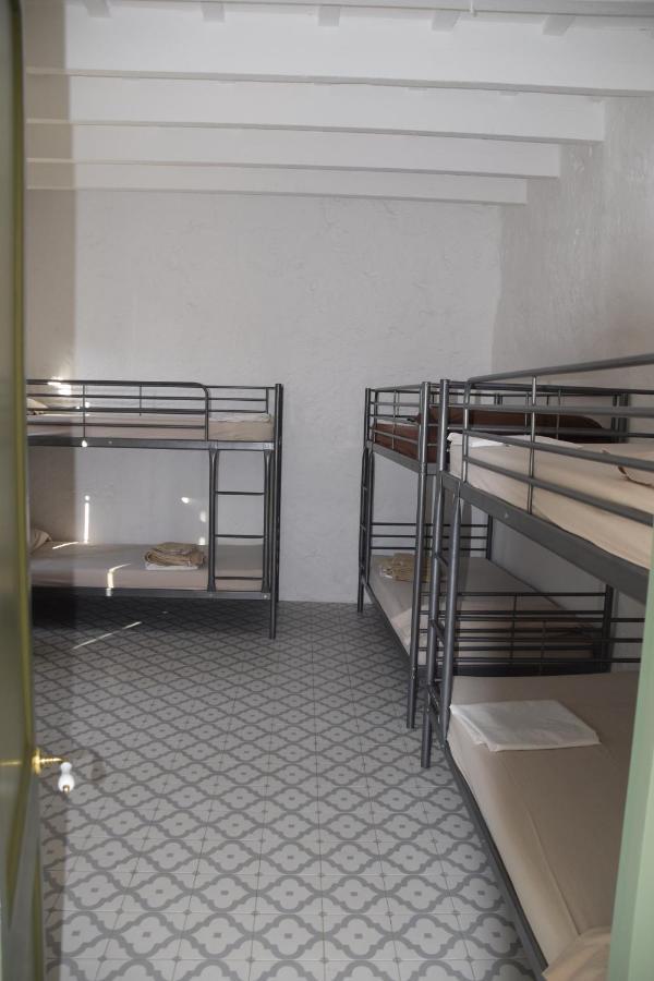 Hostel Refugi Biniati Vell Sant Lluís