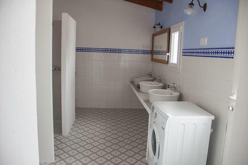 Refugi Biniati Vell Hostel